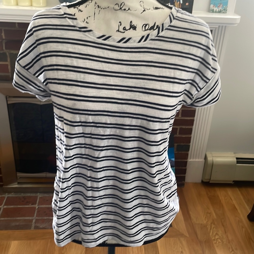 Gap T-shirt